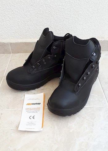 Siyah Mekap Erkek Hakiki Deri İş Botu