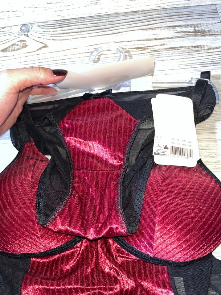 Kadife bralet takımı - Görsel 3