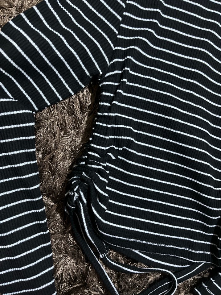 Çizgili Uzun Kollu Kadın Triko crop - Görsel 2