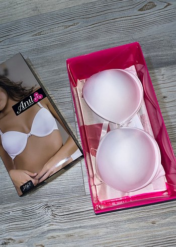 Beyaz dolgulu sütyen - Görsel 3