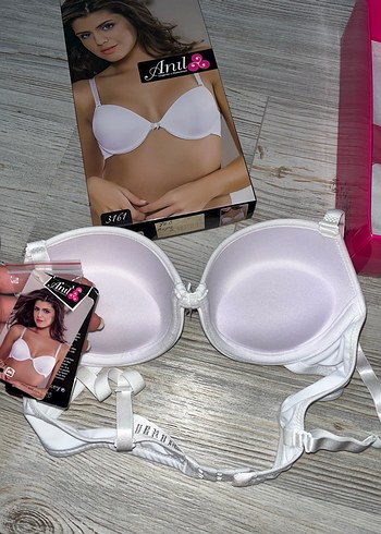 Beyaz dolgulu sütyen - Görsel 4