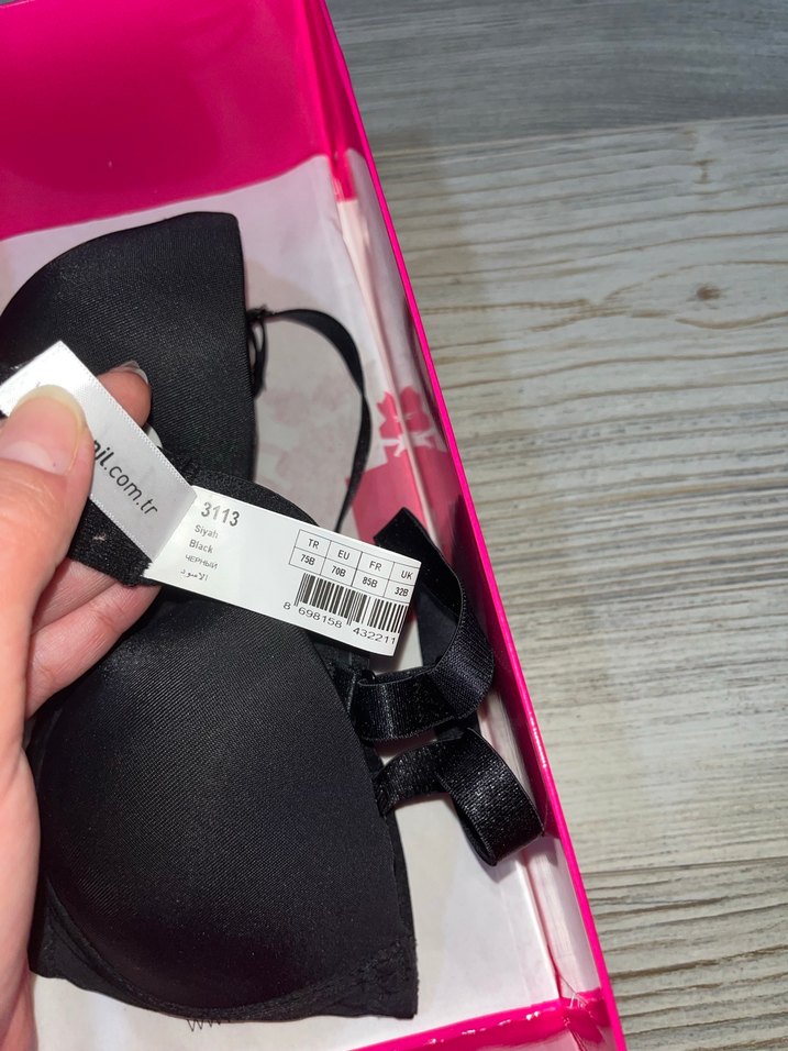 Siyah dolgusuz Sütyen - Görsel 4