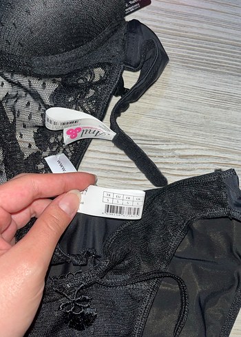 Siyah Dantelli Sütyen Takımı - Görsel 7