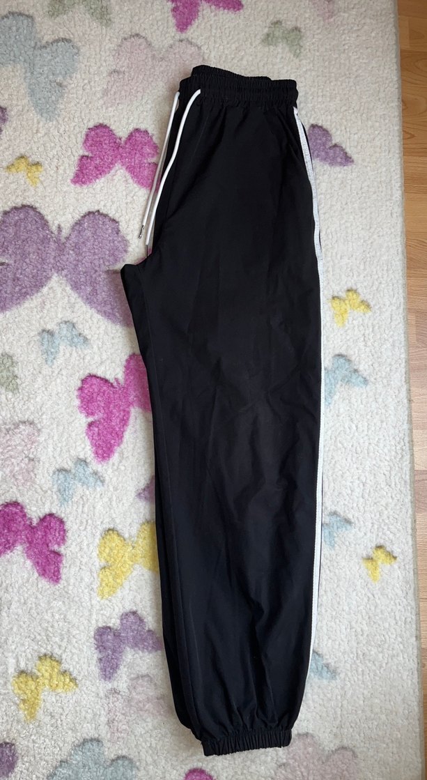 Siyah Rahat Kesim Kadın Kargo Pantolon - Görsel 4