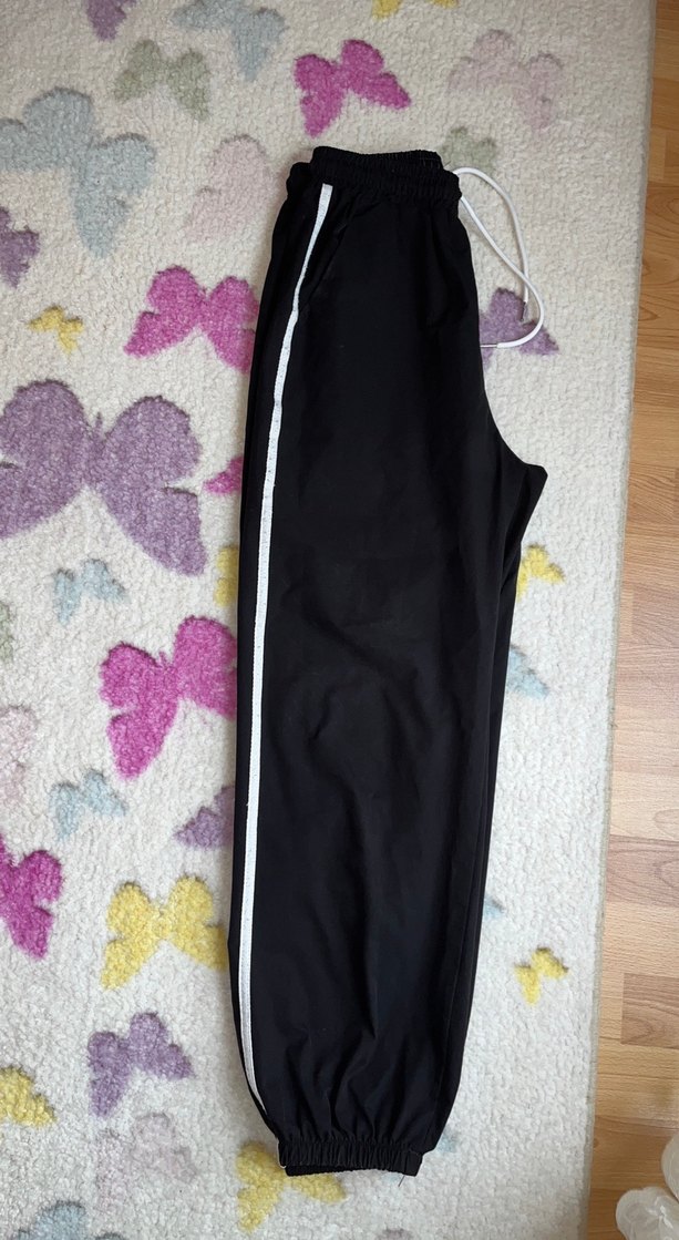 Siyah Rahat Kesim Kadın Kargo Pantolon - Görsel 3