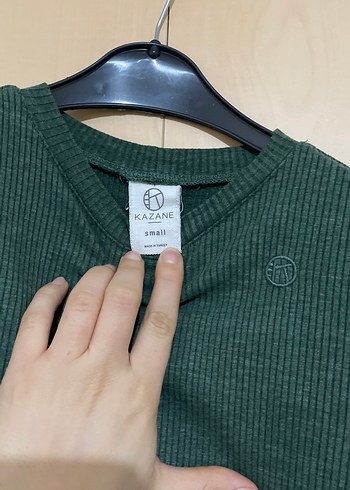 Bisiklet yaka haki tişört - Görsel 3