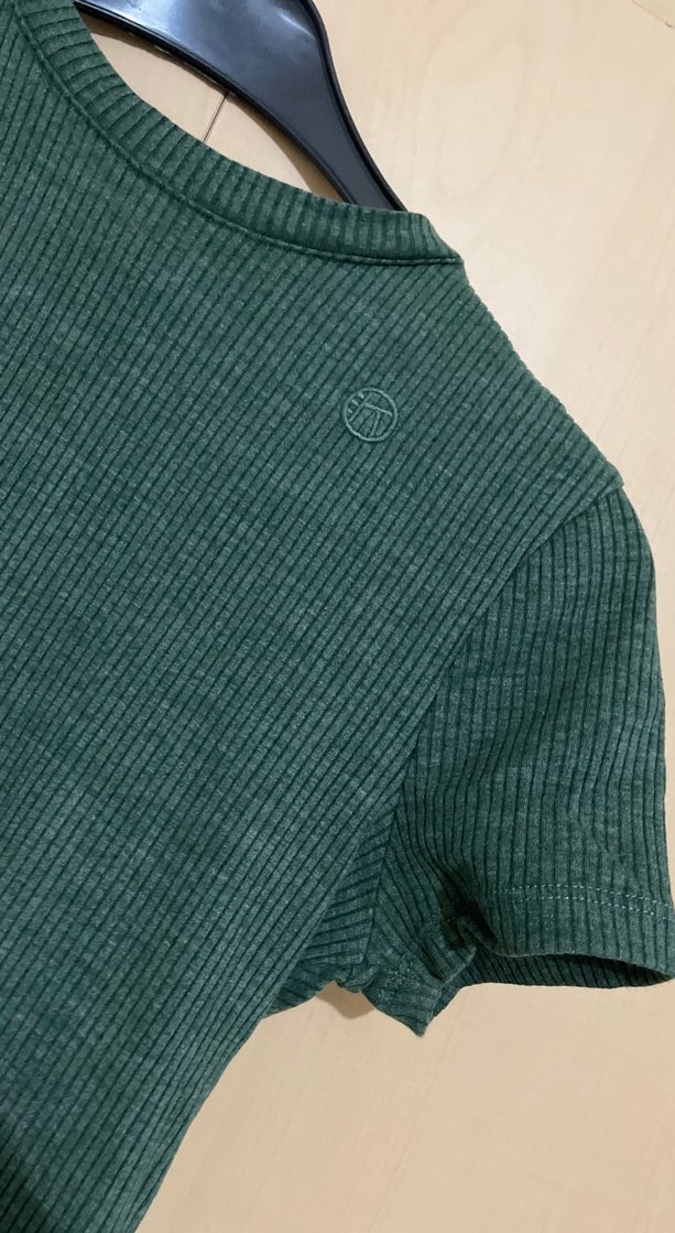 Bisiklet yaka haki tişört - Görsel 2