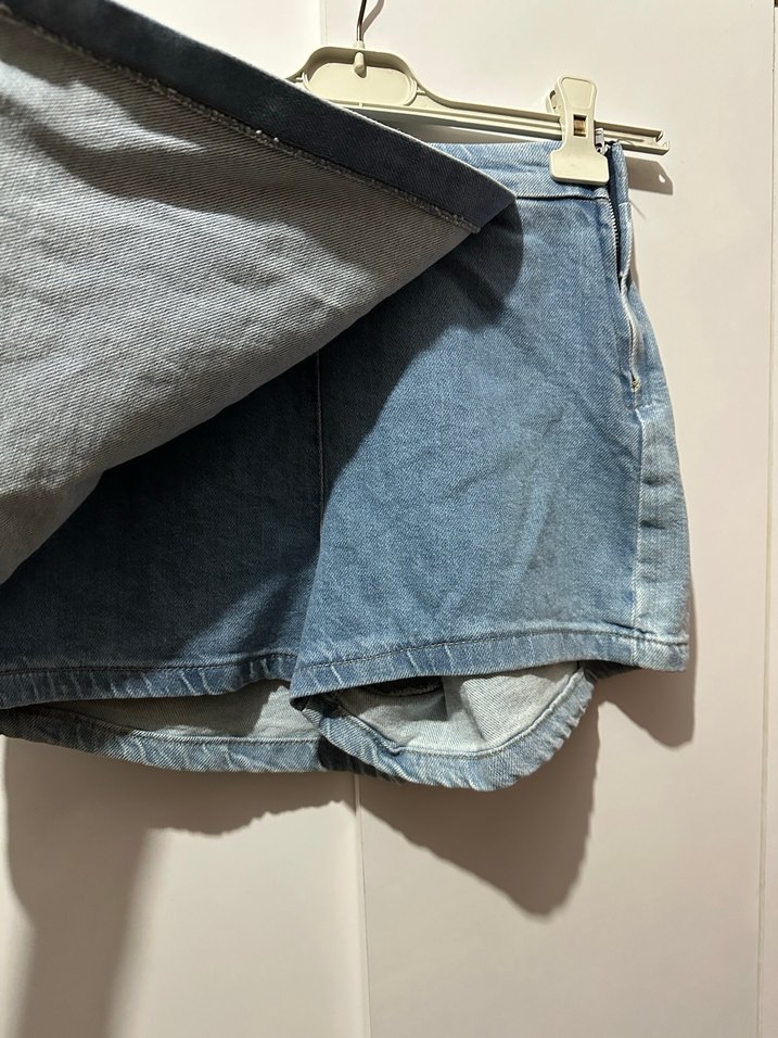 Gri Baskılı Kadın Mini Kot Şort - Görsel 4