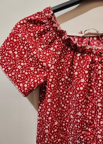 Kısa Kollu Kırmızı Fırfırlı Mini Bluz - Görsel 5