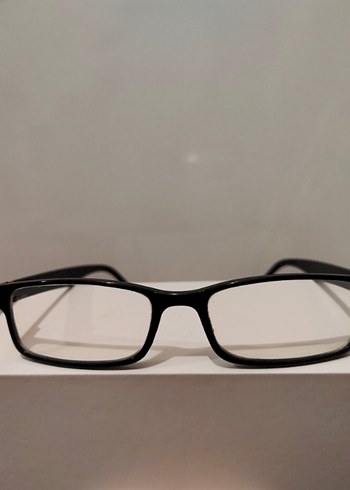 Şeffaf Siyah Kadın Gözlüğü - Görsel 2
