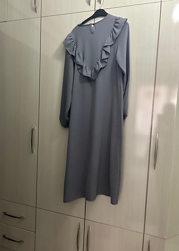 Gri Uzun Fırfırlı Tunik - Görsel 2