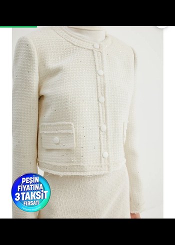 Düğmeli Beyaz Mini Kadın Ceket - Görsel 2