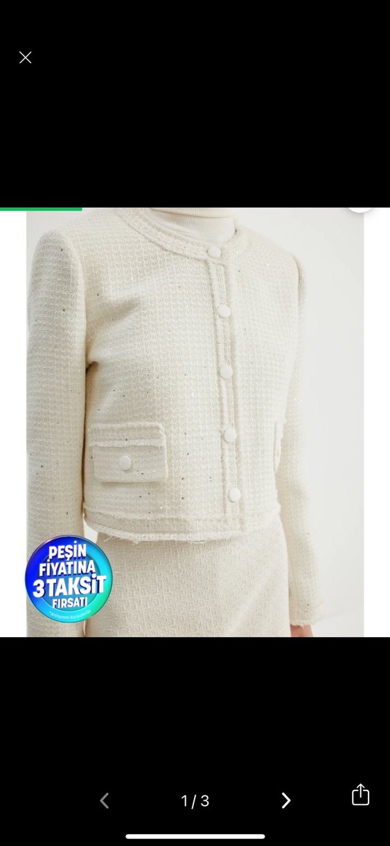 Düğmeli Beyaz Mini Kadın Ceket - Görsel 2