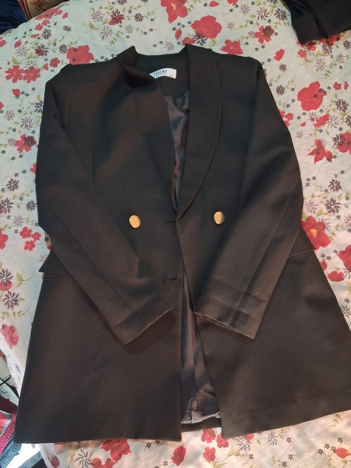 Kadın Siyah Uzun Kollu Düğmeli Blazer - Görsel 2