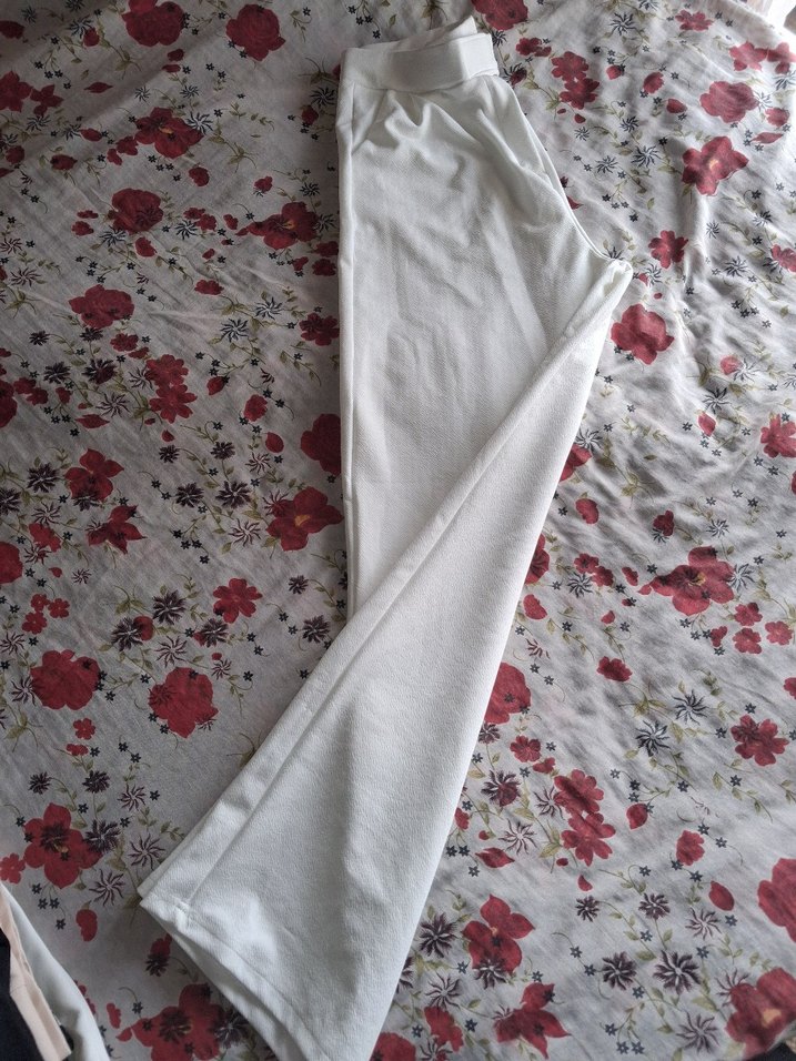 Kadın Beyaz Pamuklu Salaş Pantolon - Görsel 3