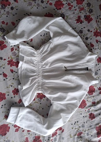 Beyaz Fırfırlı Uzun Kollu  Bluz - Görsel 2