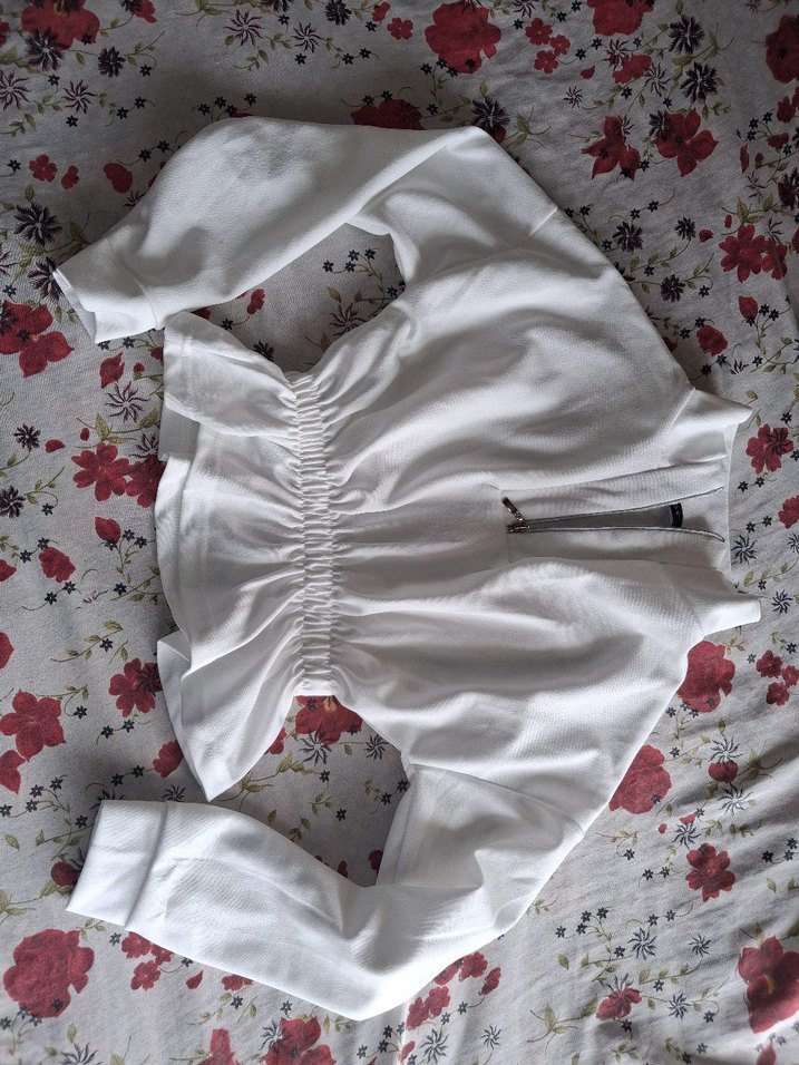 Beyaz Fırfırlı Uzun Kollu  Bluz - Görsel 2