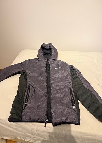 Columbia çift taraflı siyah ve gri Kapüşonlu Erkek Mont - Görsel 3