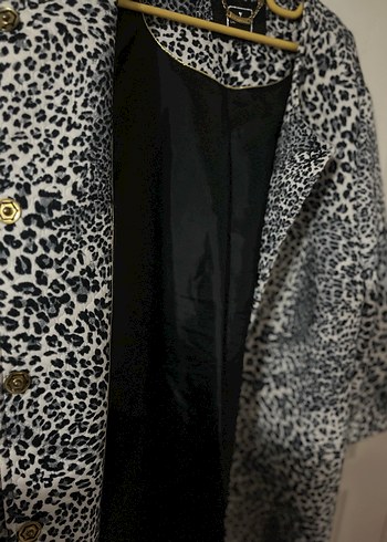 Gri Yılan Desenli Kürklü Midi Kadın Kaban - Görsel 8