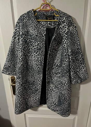 Gri Yılan Desenli Kürklü Midi Kadın Kaban - Görsel 2