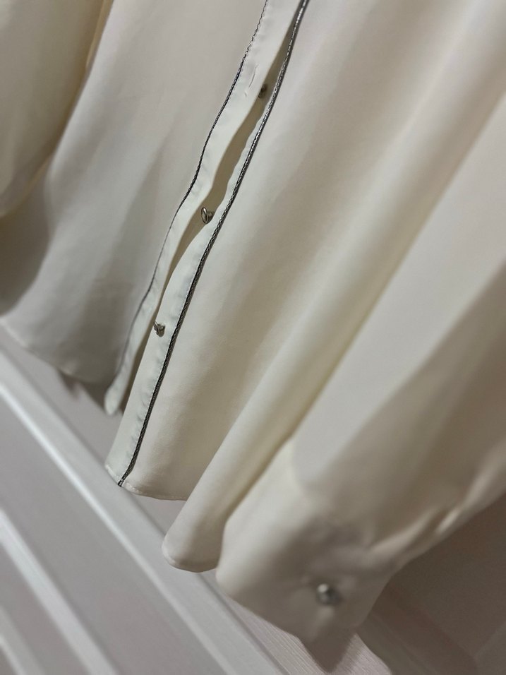 Vintage Beyaz Düğmeli Kadın Gömlek - Görsel 4