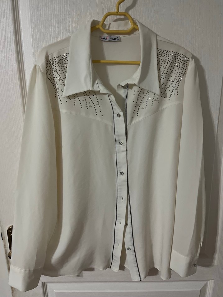 Vintage Beyaz Düğmeli Kadın Gömlek - Görsel 2