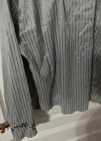 Gri Nakışlı Uzun Kollu Keten Gömlek - Görsel 6