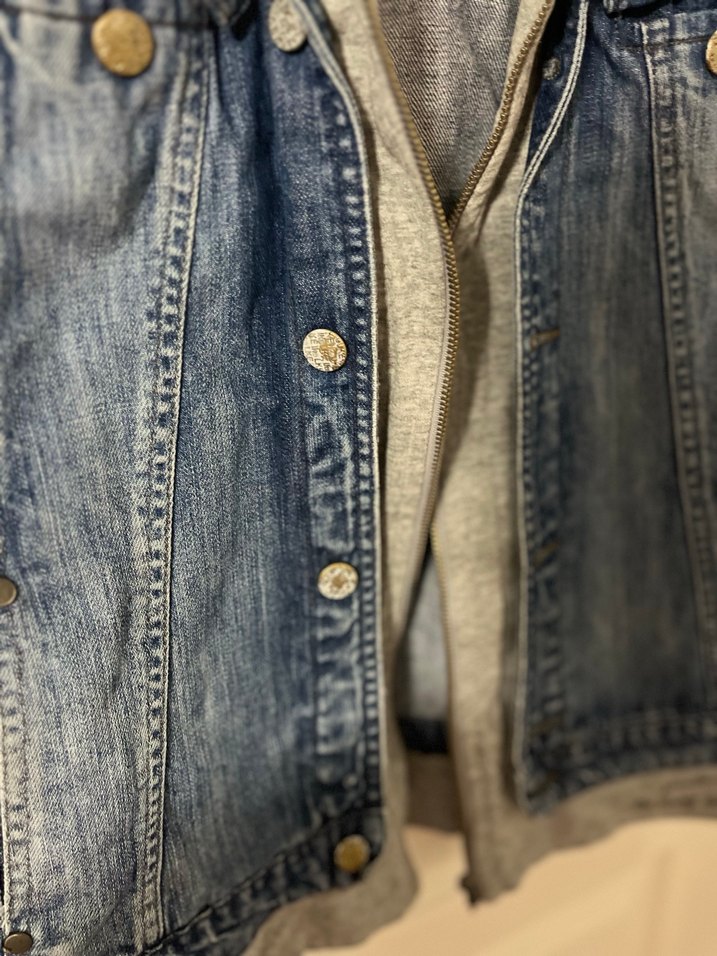 Gri Kapüşonlu Kot Yelek - Görsel 3