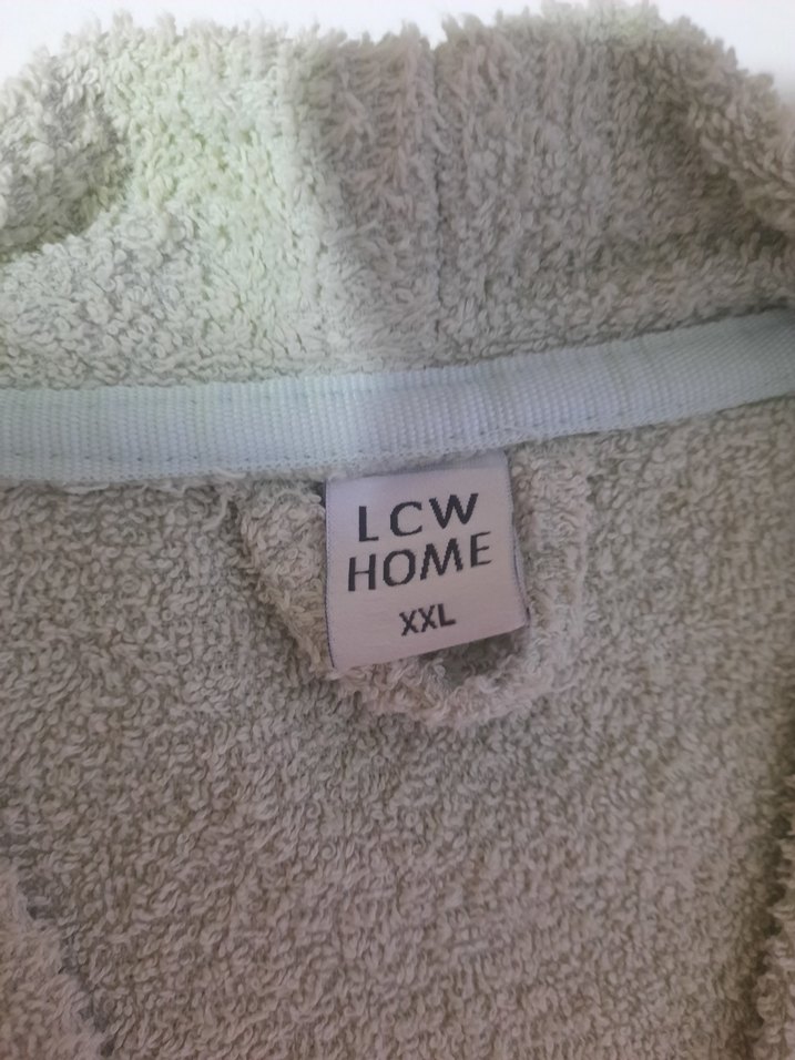 Gri Bohem Tarzı Bornoz - Görsel 2