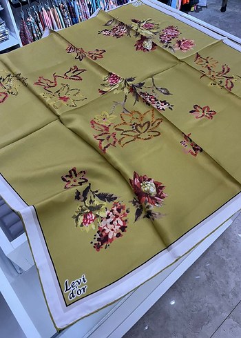 Levi dor Çiçek Desenli Bohem Kadın eşarp - Görsel 2