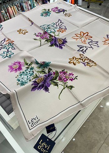 Levi dor Çiçek Desenli Bohem Kadın eşarp - Görsel 4