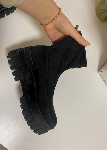 Siyah Fermuarlı Platform Kadın Bot - Görsel 2