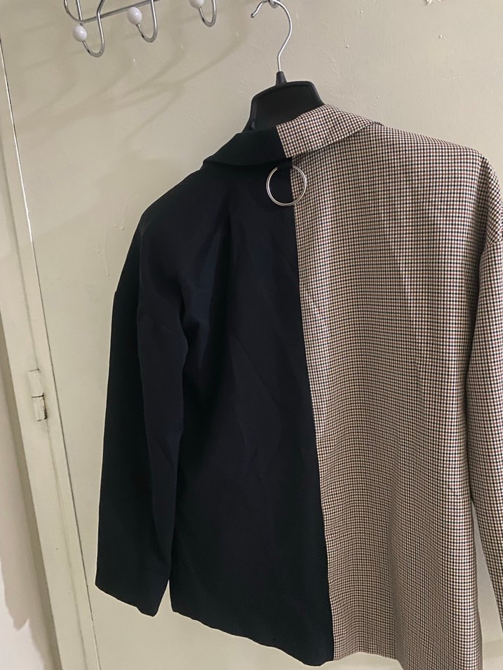 Düğmeli Parisian Tarzı Kadın Blazer - Görsel 2