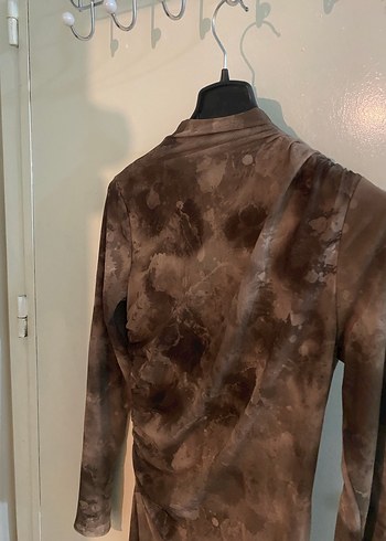 Uzun Kol Kahverengi Bağlama Desenli Süet Elbise - Görsel 2