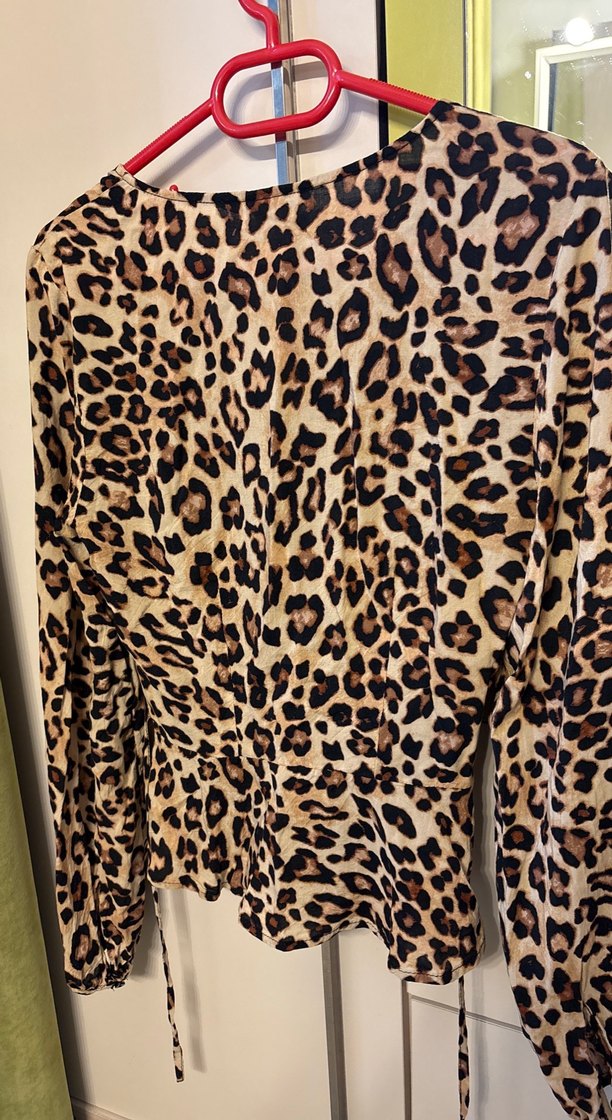 Kahverengi Leopar Desenli Kadın Bluz - Görsel 2