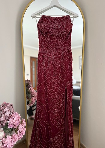 Bordo İşlemeli Uzun Straplez Abiye Elbise - Görsel 4