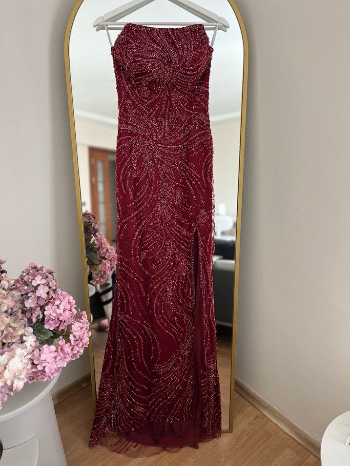 Bordo İşlemeli Uzun Straplez Abiye Elbise - Görsel 3