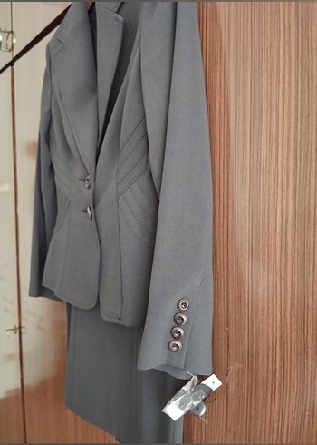 Gri Kadın Takım Etek Ceket - Görsel 4