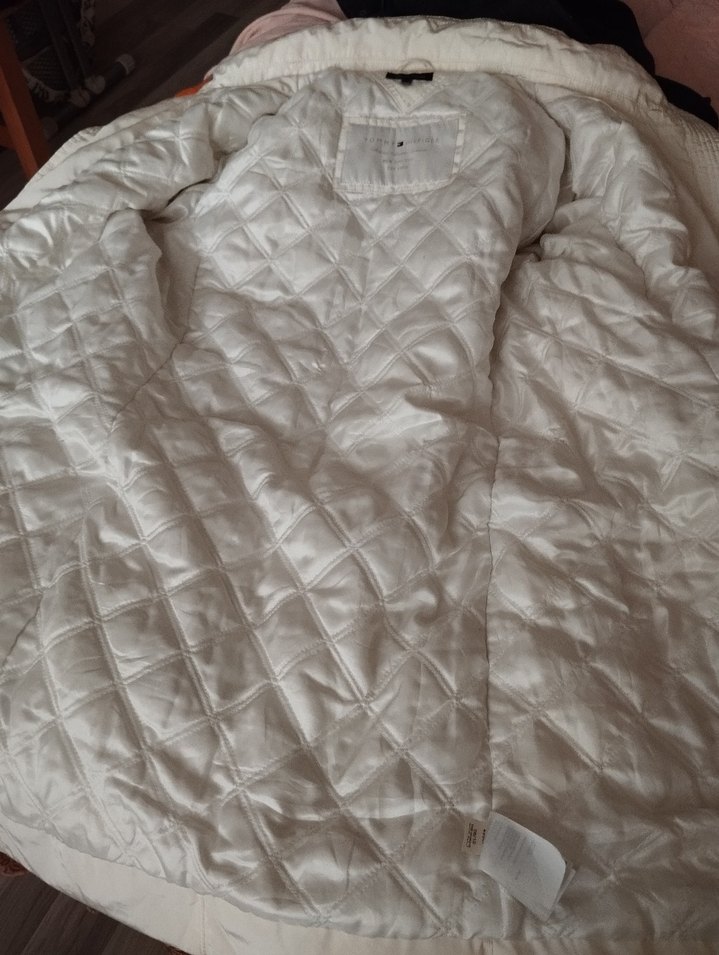 Düğmeli- fermuarlı  kapişonlu Beyaz Kadın Kaban - Görsel 5