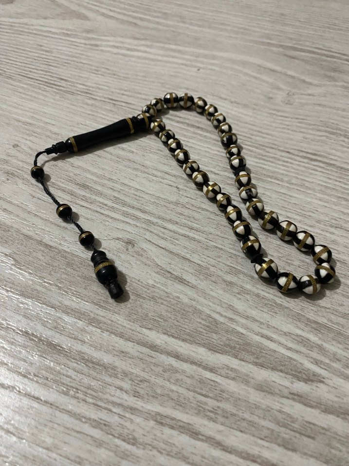 Kemik ve pirinç işlemeli kuka tesbih - Görsel 4