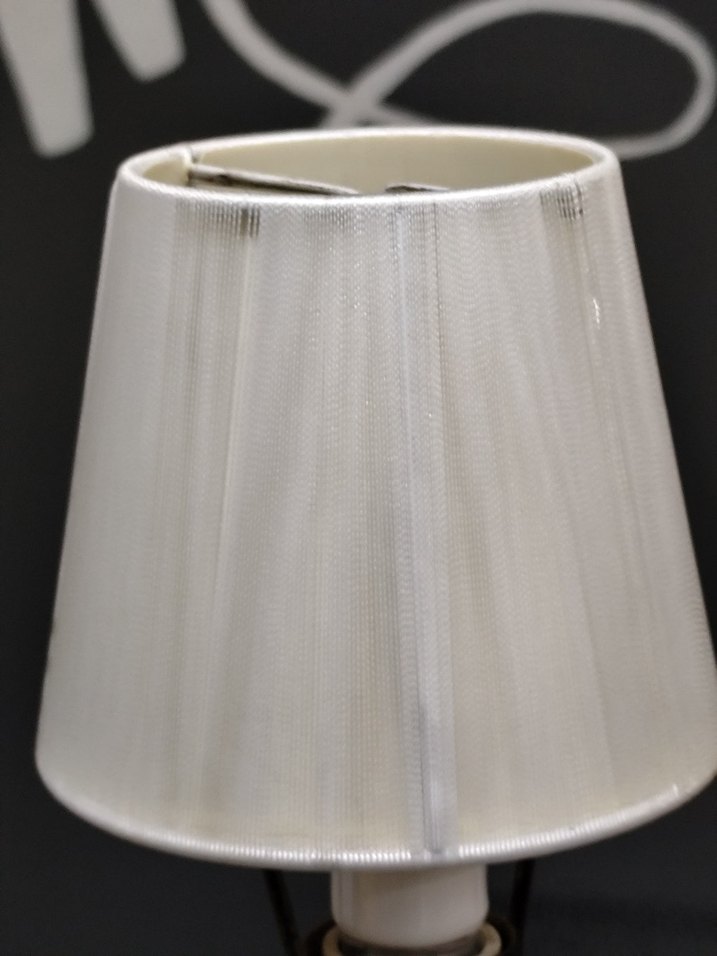 Beyaz Kumaş Abajur Masa Lambası - Görsel 5