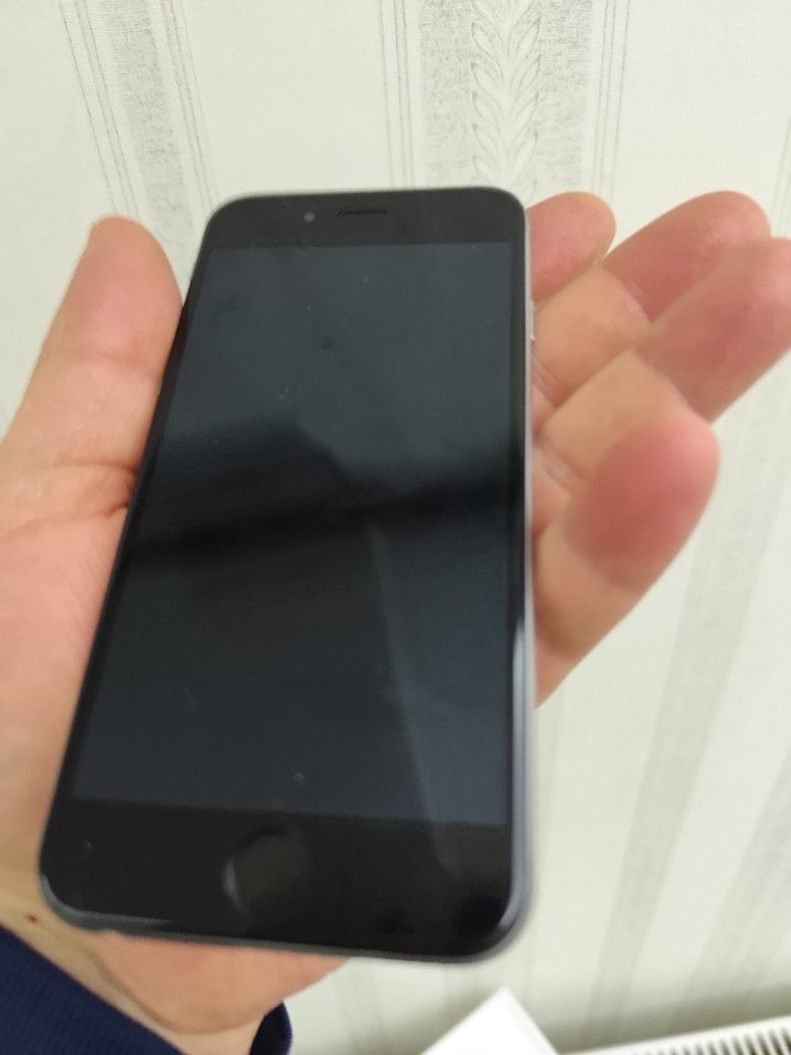 Gri iPhone Akıllı Telefon - Görsel 5