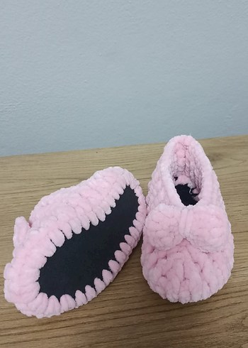 Kız Çocuk Pembe Örgü Ev Terliği - Görsel 2