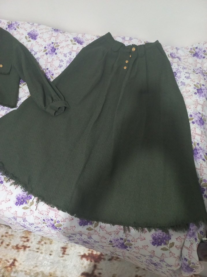 Düğmeli Yeşil Kız Ceketi - Görsel 2