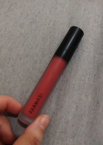 Farmasi Mat likit ruj red212 - Görsel 2