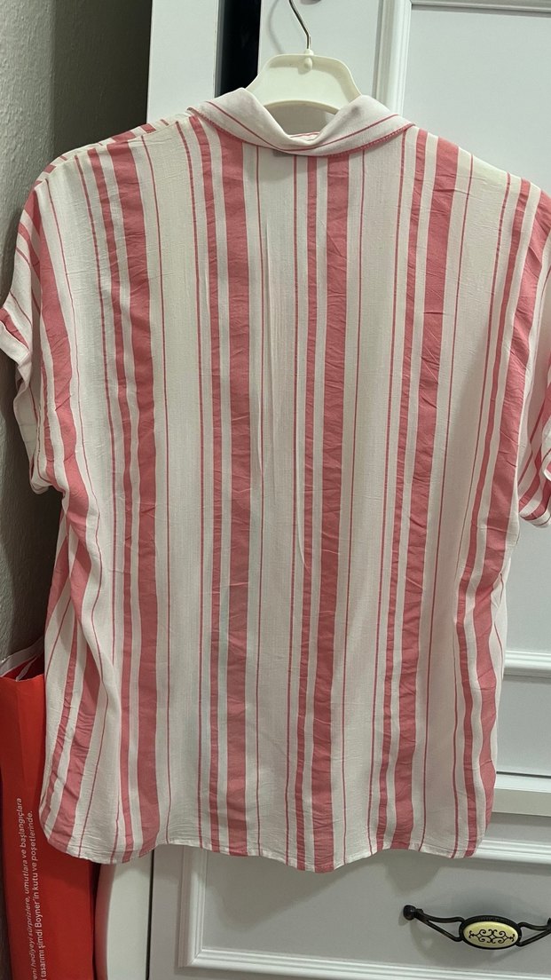 Pembe Çizgili Kısa Kollu Gömlek - Görsel 2