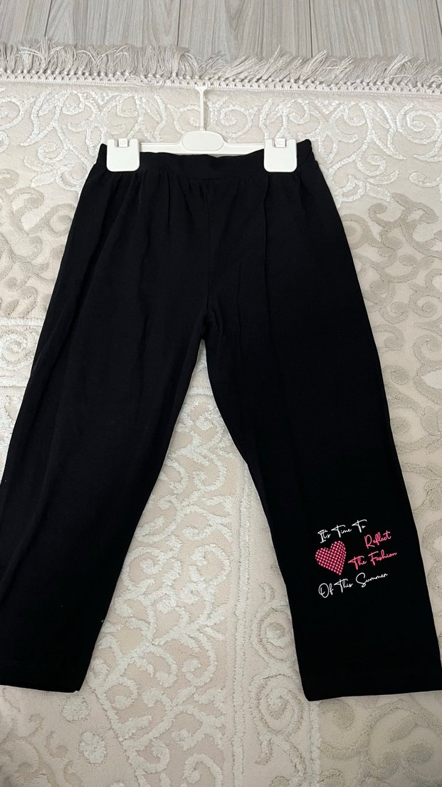 Kız Çocuk Siyah Payetli Tişört - Görsel 3