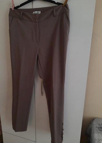 Düğmeli Gri Kumaş Kadın Pantolon - Görsel 2