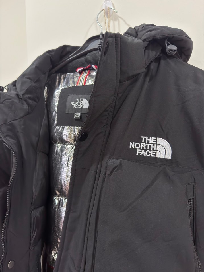 The North Face  Erkek Mont - Görsel 4