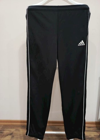 Adidas m